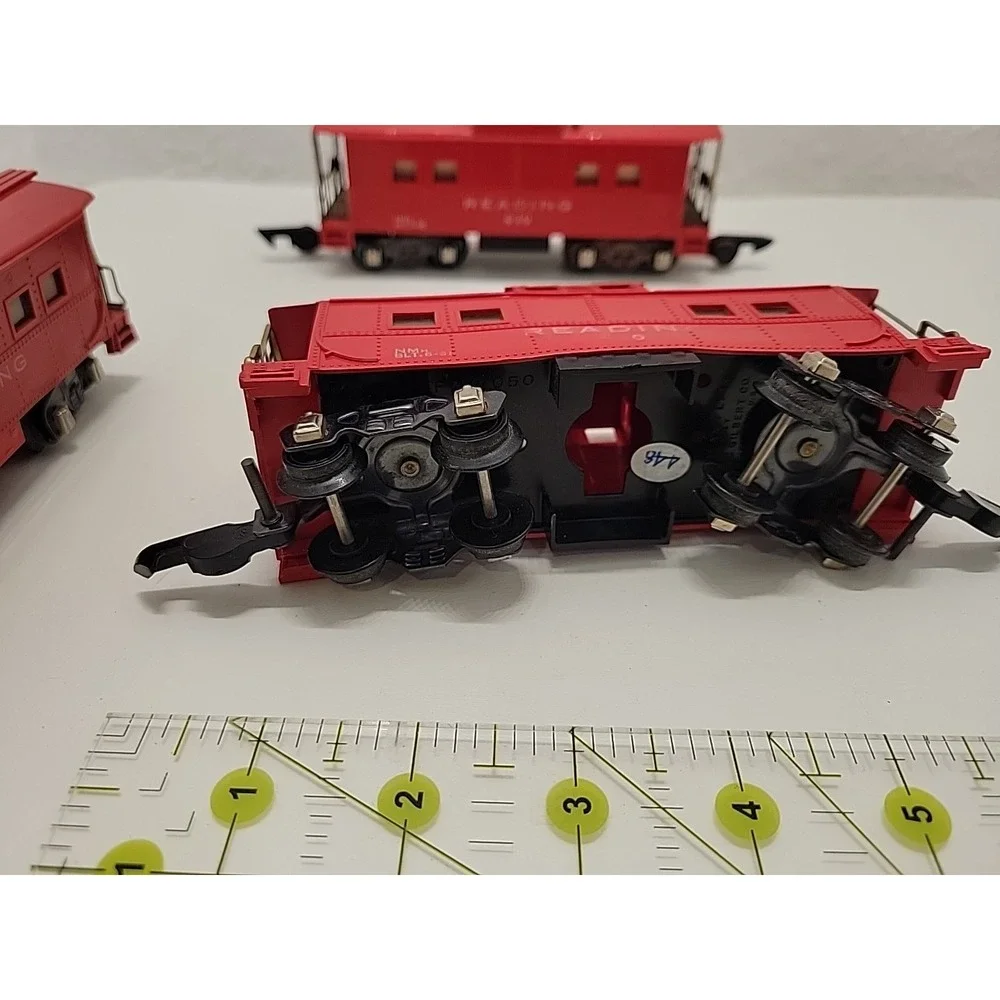 Lot of 3 American Flyer S 630 Reading Red Illuminated Caboose Train Cars